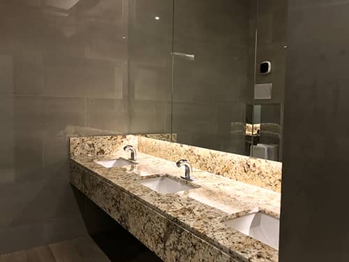 restroom cleaning (1)